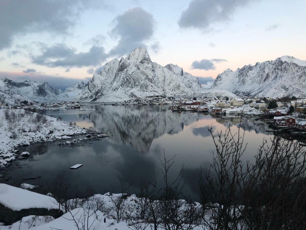 Reine Retro Villa - Cozy With a Fantastic View Esterno foto